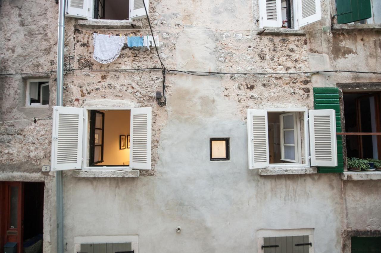 Studio Apartment Casa Di Pietra Rovinj Exteriör bild